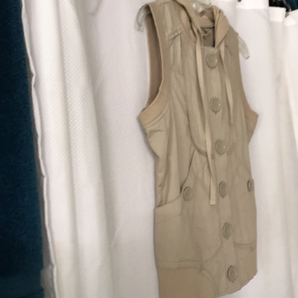 Like New SO Hoodie Vest - Picture 6 of 7